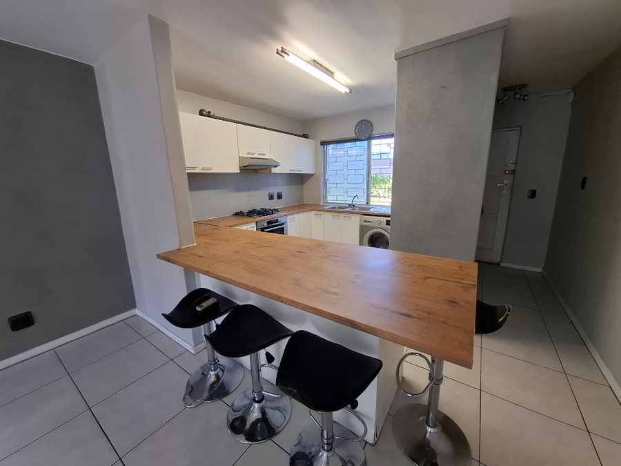 To Let 2 Bedroom Property for Rent in Kenridge Western Cape